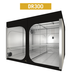 Box - Dark Room 4 - 300 x 300 x 217 cm